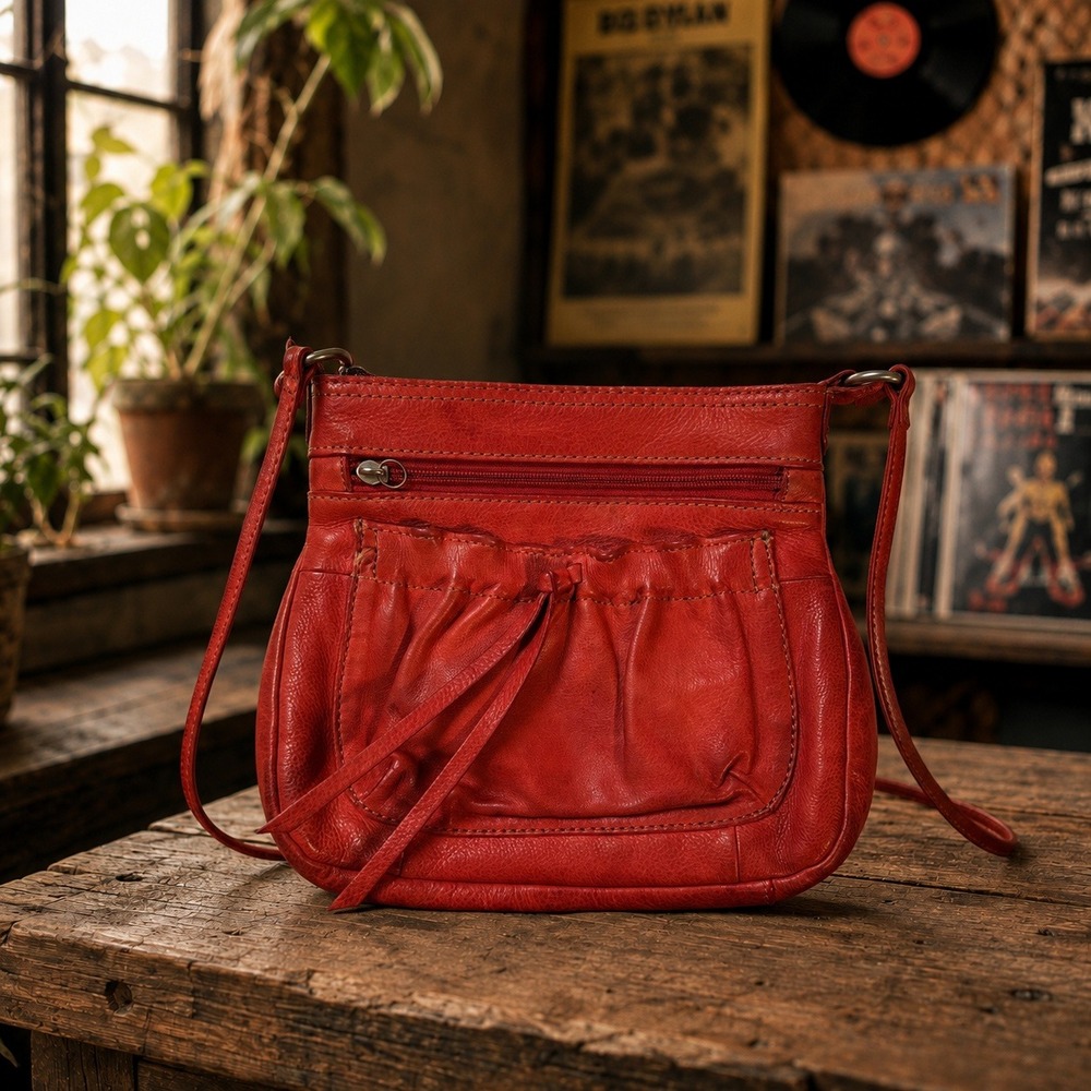 Fossil‎ Red Leather Crossbody Bag Small Messenger Zip Pouch 133332 1109 SL2083